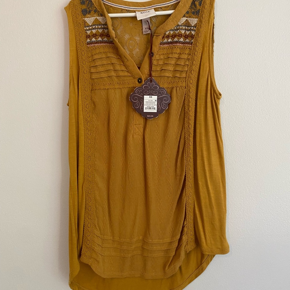 NWT Tribal Print Tank Size XS